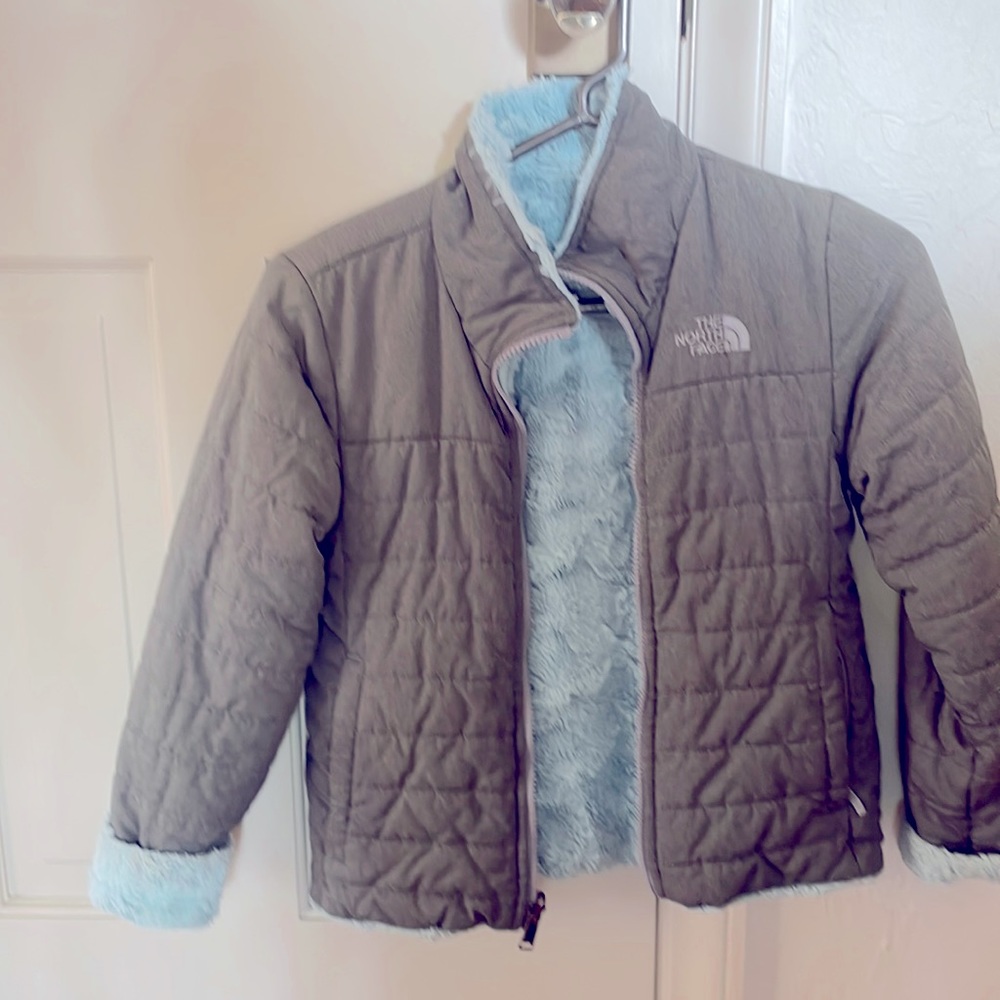 The North Face reversible fleece jacket girls size M 8/10